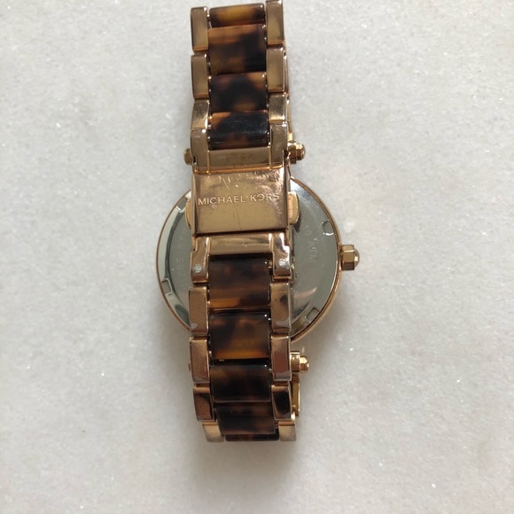 Michael Kors Diamond Encrusted Watch - Picture 5 of 7